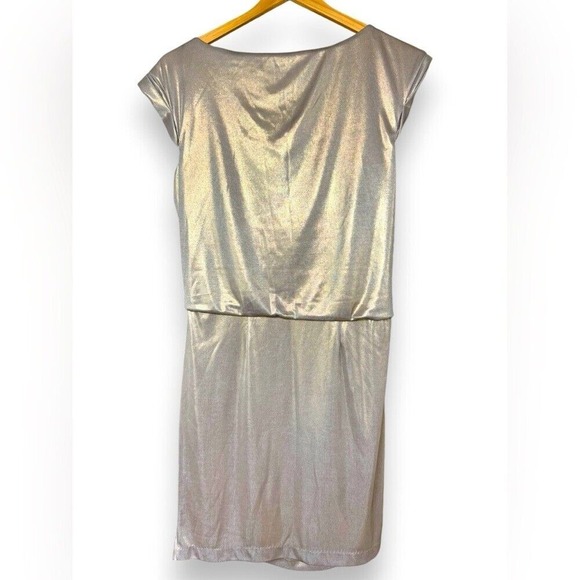 Luxurious‎ Cynthia Steffe Metallic Gold Cap Sleeve Dress | Size Medium - Picture 2 of 9